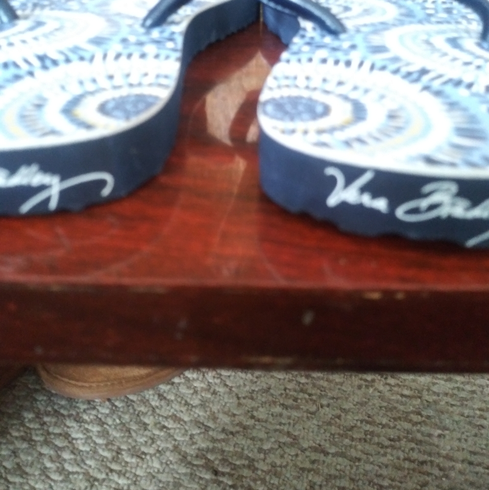Vera Bradley flip flops